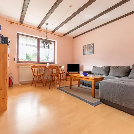 Cozy Bavarian Forest Retreat Apartamento *