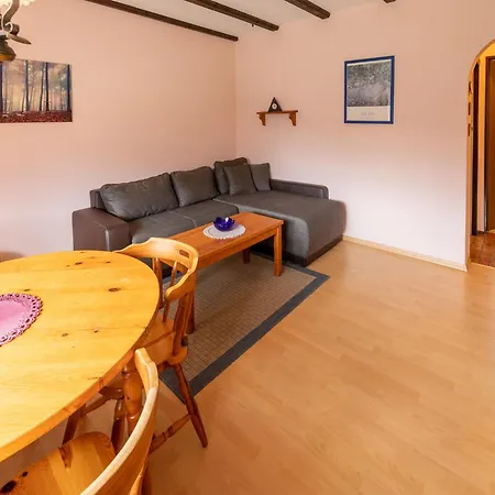 Cozy Bavarian Forest Retreat Apartamento Arrach